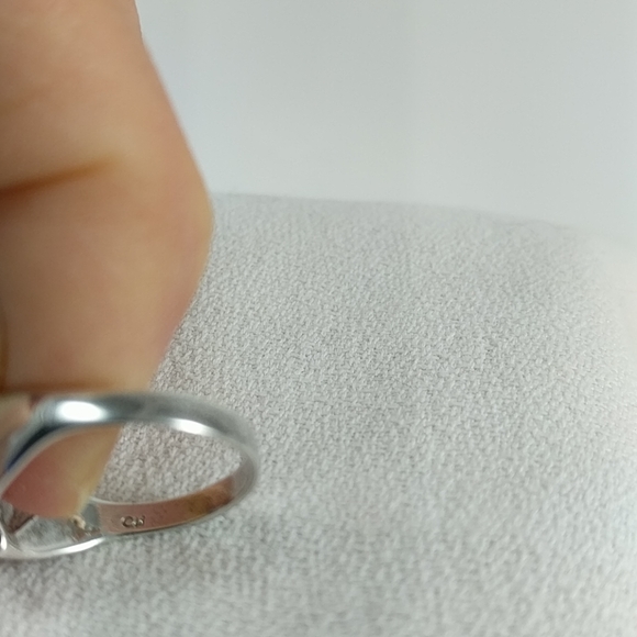 ๐จ๐ฆ Marcasite & Sterling Claddagh - Picture 4 of 4